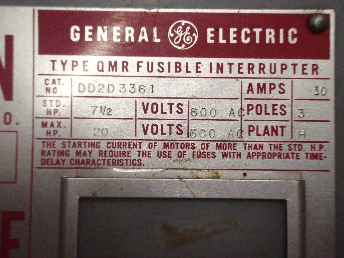Used GE FUSIBLE PANELBOARD SWITCH DD2D3361 30 AMP 600 VAC 3-PHASE 20 HP