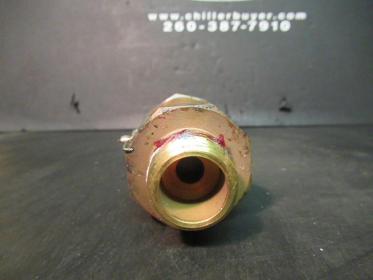 Used MUELLER GAS/VAPOR RELIEF VALVE A-15506 3/4" 42.5 PSI