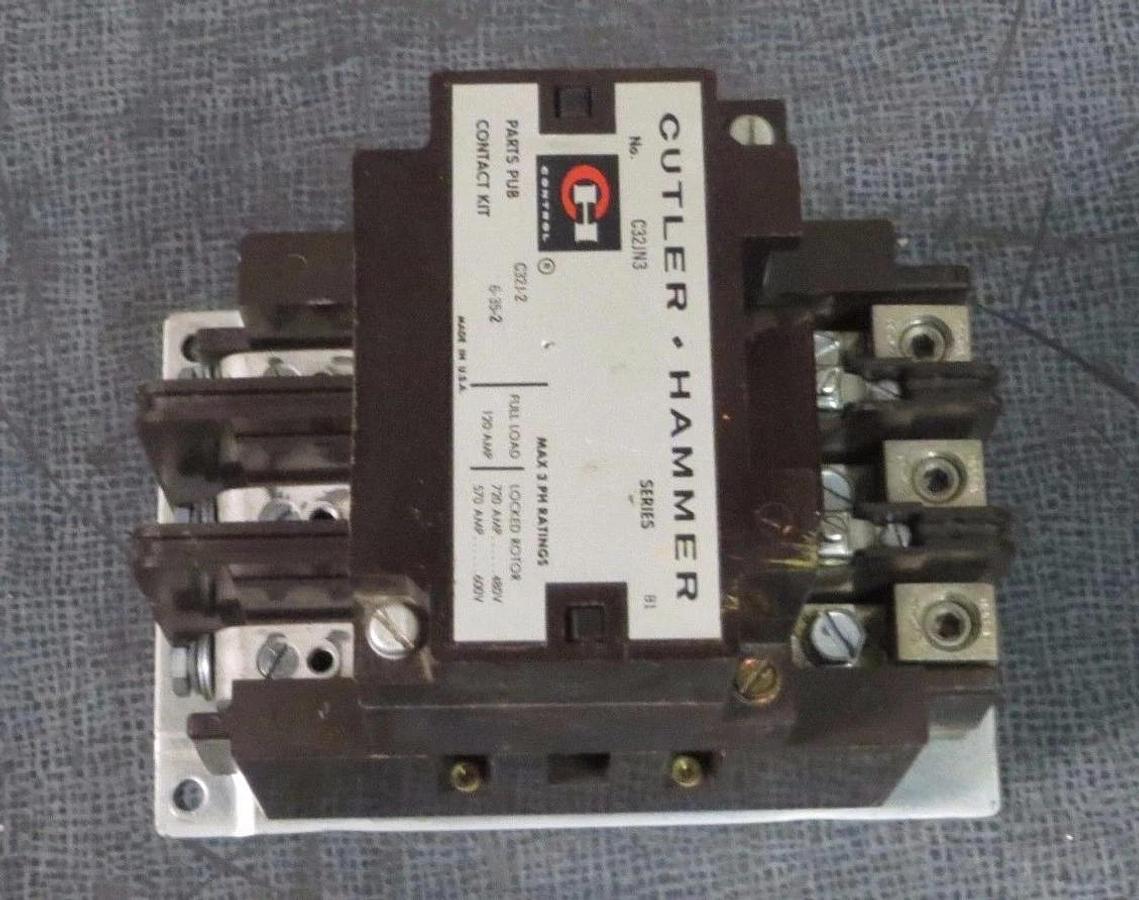 Used CUTLER HAMMER CONTACTOR 120 AMP, 3 PH, 600 V WITH 480V COIL MODEL: C32JN3
