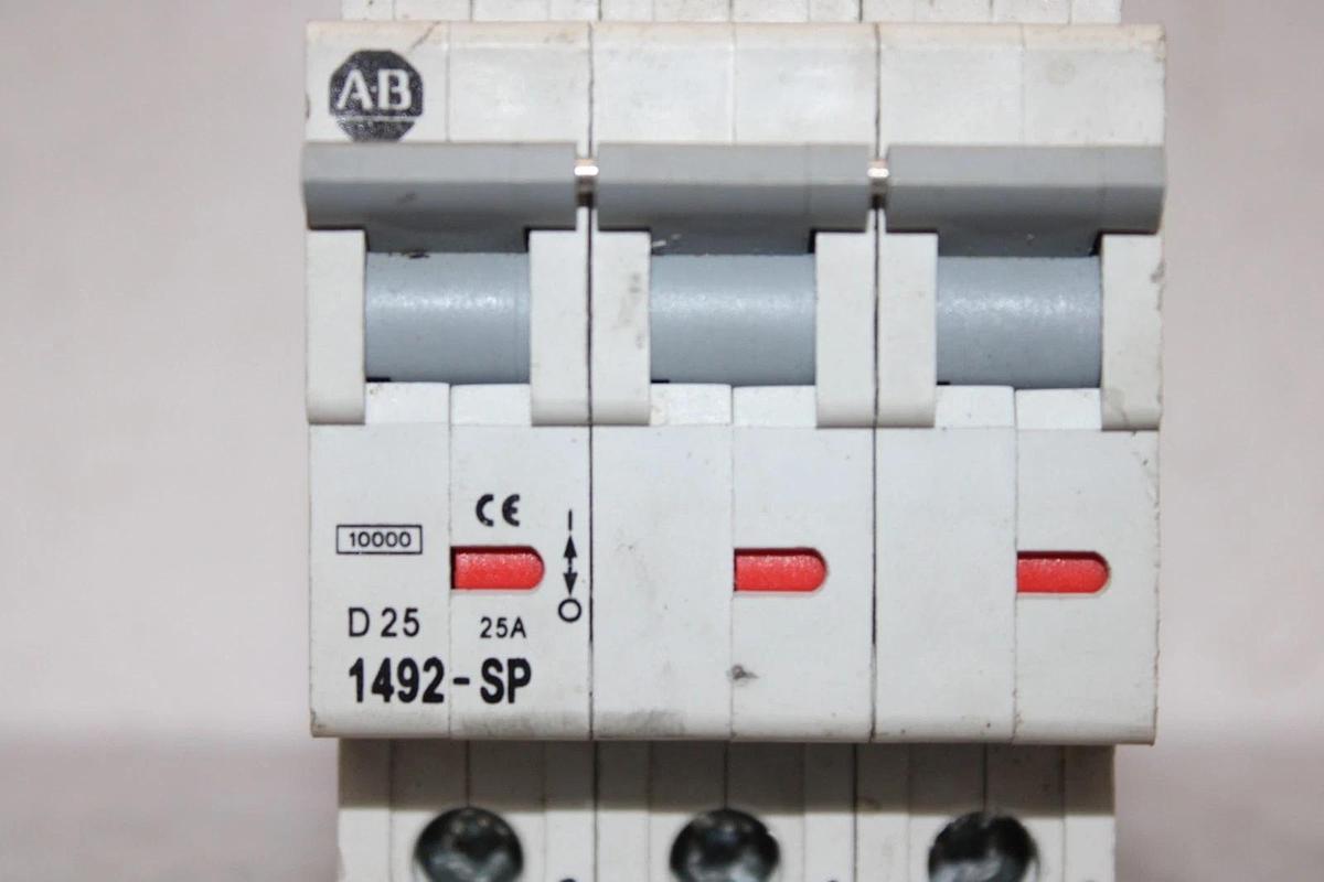 Used ALLEN-BRADLEY CIRCUIT BREAKER 1492-SP3D250 25 AMP 480/277 VAC 3-POLE *WARRANTY*