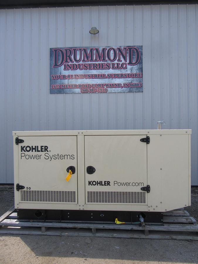 Used 50 KW GENERATOR KOHLER 5.0 NATURAL GAS / LP 120/208V 3 PH 347 HRS ENCLOSED VIDEO