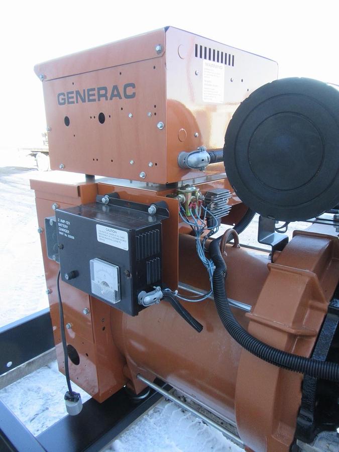 Used 25 KW GENERATOR GENERAC NATURAL GAS LP PROPANE 120/240V 1 PH SG025 270 HRS VIDEO