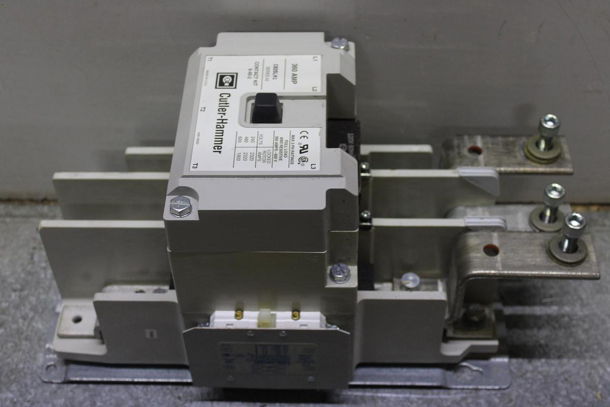 Used CUTLER HAMMER CONTACTOR CE15LN3 600 VAC 85 AMP 75 HP 3-POLE 3-PHASE