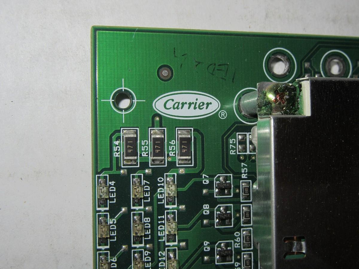 Used CARRIER PIC III COMFORT DISPLAY SCREEN CEPL130445 WITH BLEMISH **WARRANTY**