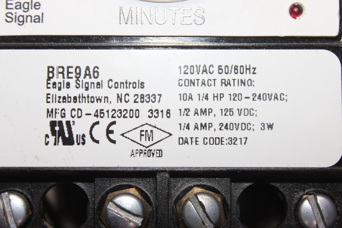 Used AGASTAT TIME DELAY RELAY 7012AF 120 VOLT 1-10 MINUTE DELAY