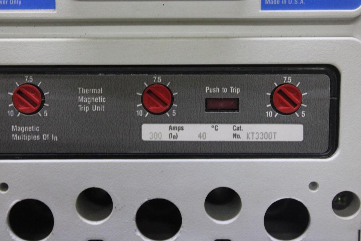 Used ALLEN-BRADLEY CIRCUIT BREAKER 140U-N5L3-E12 SER. A 1200 AMP 600 VAC 3-POLE