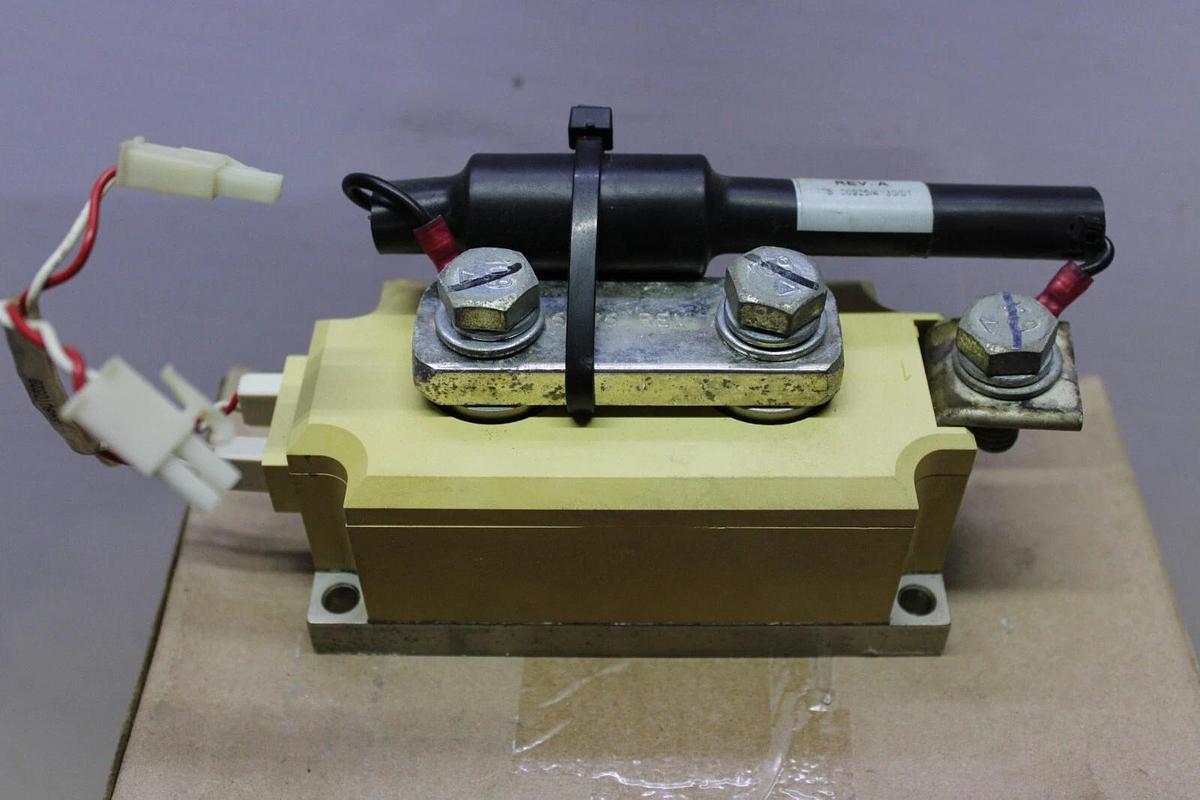 Used SEMIKRON SEMIPACK 5 POWER MODULE SKKT-500/18E W/ 85950-1 REV. A