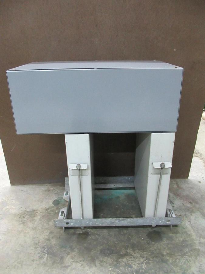 Used 100 KVAR (2-EA 50s) WESTINGHOUSE 480 V DYNA-VAC CAPACITOR BANK 1N02480A21A 3 PH