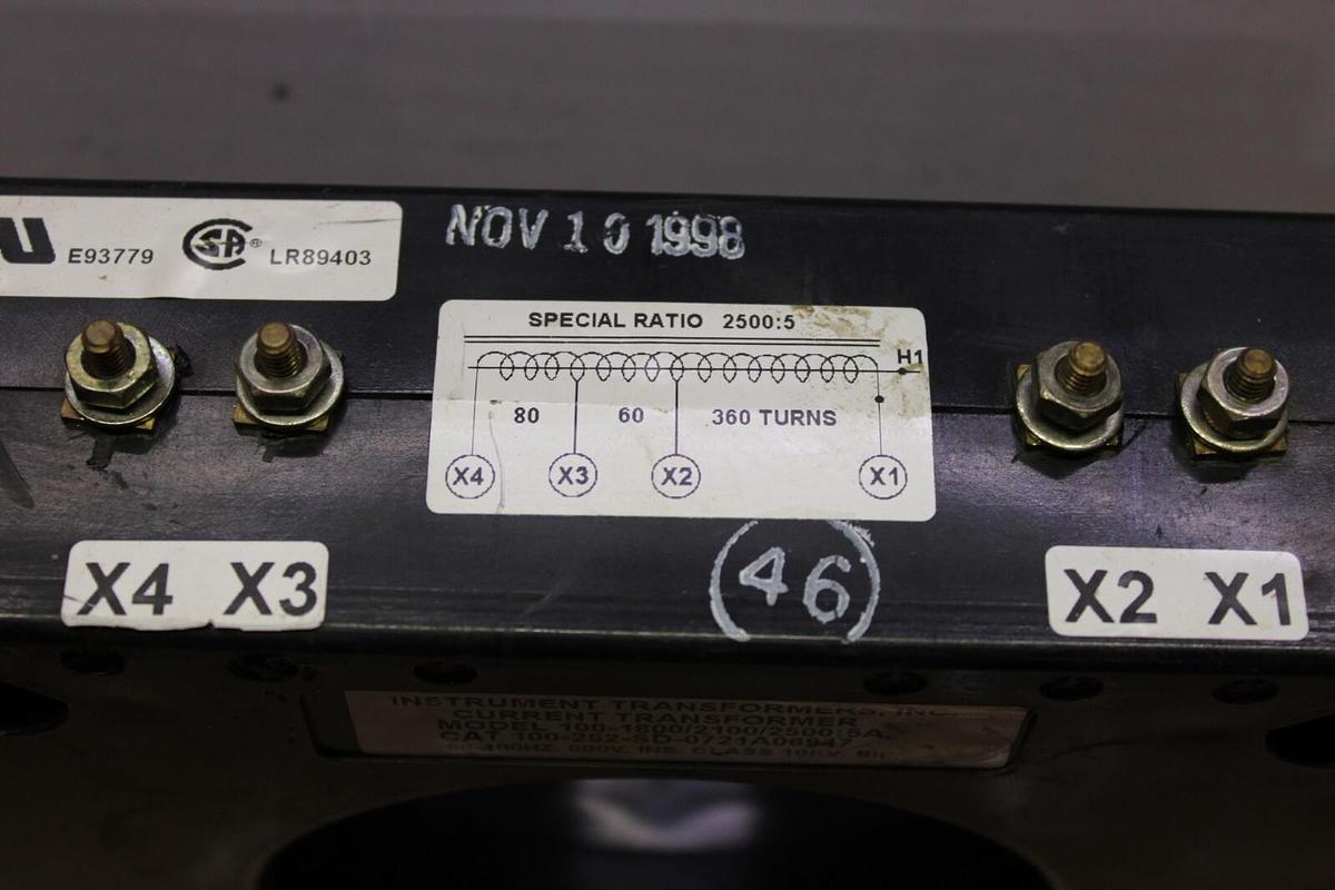 Used INSTRUMENT TRANSFORMERS CT 100-252-SD-0721A06947 X13580047-01 0121A03800