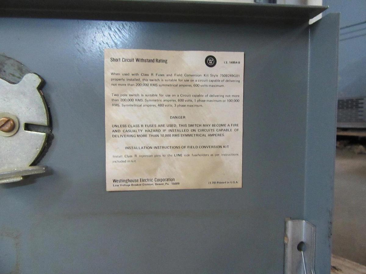 Used WETINGHOUSE FUSE PANELBOARD SWITCH  FDPS363R 100 AMP 600 VAC 75 HP 3-POLE