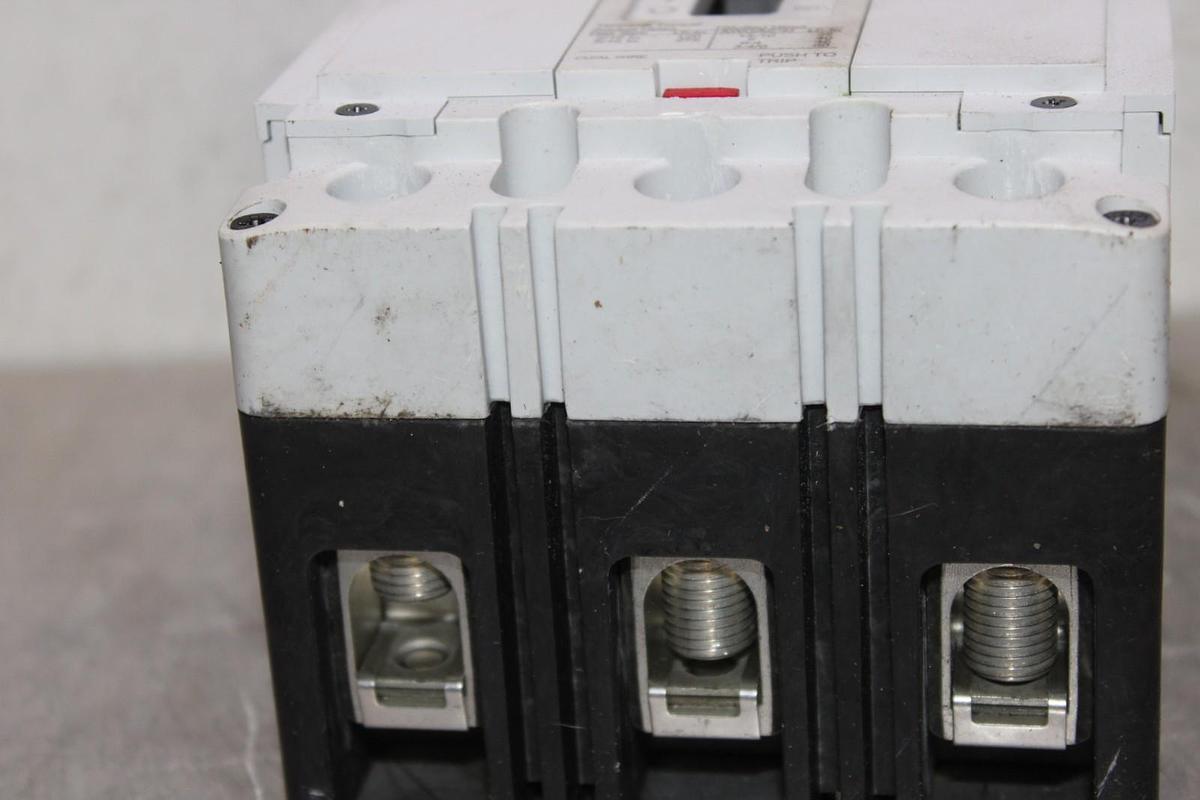 NEW EATON CIRCUIT BREAKER PDG23M0125TFFL 125 AMP 3-POLE 600 VAC *WARRANTY*