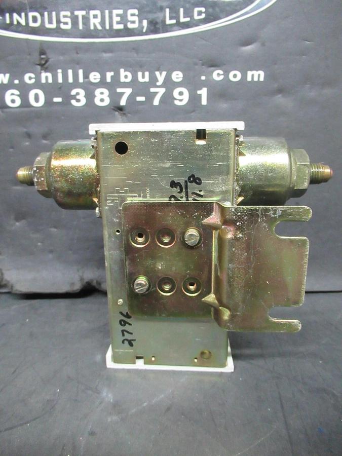 Used WESTINGHOUSE PRESSURE CONTROL GAUGE X13240074-01 / F0113-SNBAA-000-07401 300 VAC