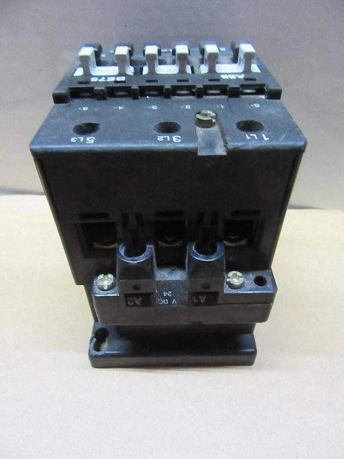 Used ABB CONTACTOR BE75 600 VAC 105 AMP 75 HP 3-PHASE 3-POLE COIL: 24 VDC
