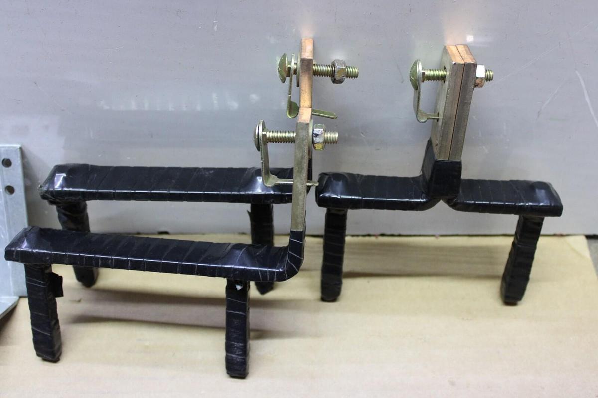 Used SIEMENS CIRCUIT BREAKER MOUNTING KIT FOR FBN BREAKERS