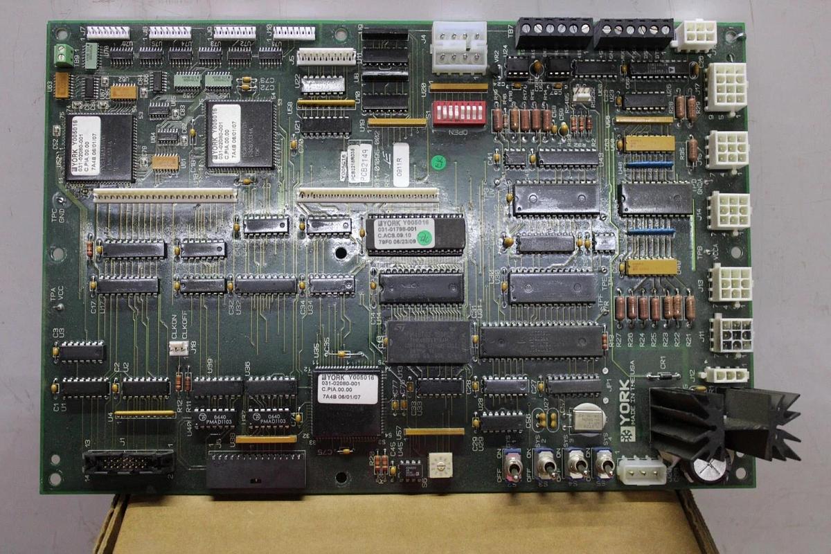 Used YORK HVAC CHILLER PROCESSING CIRCUIT BOARD 031-01095-002 REV. E **WARRANTY**