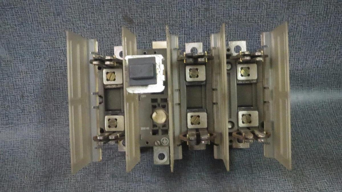 Used SIEMENS SWITCH 3KL5730-1AB00 250 AMP 600 VAC 3 PHASE 250 HP **WARRANTY**