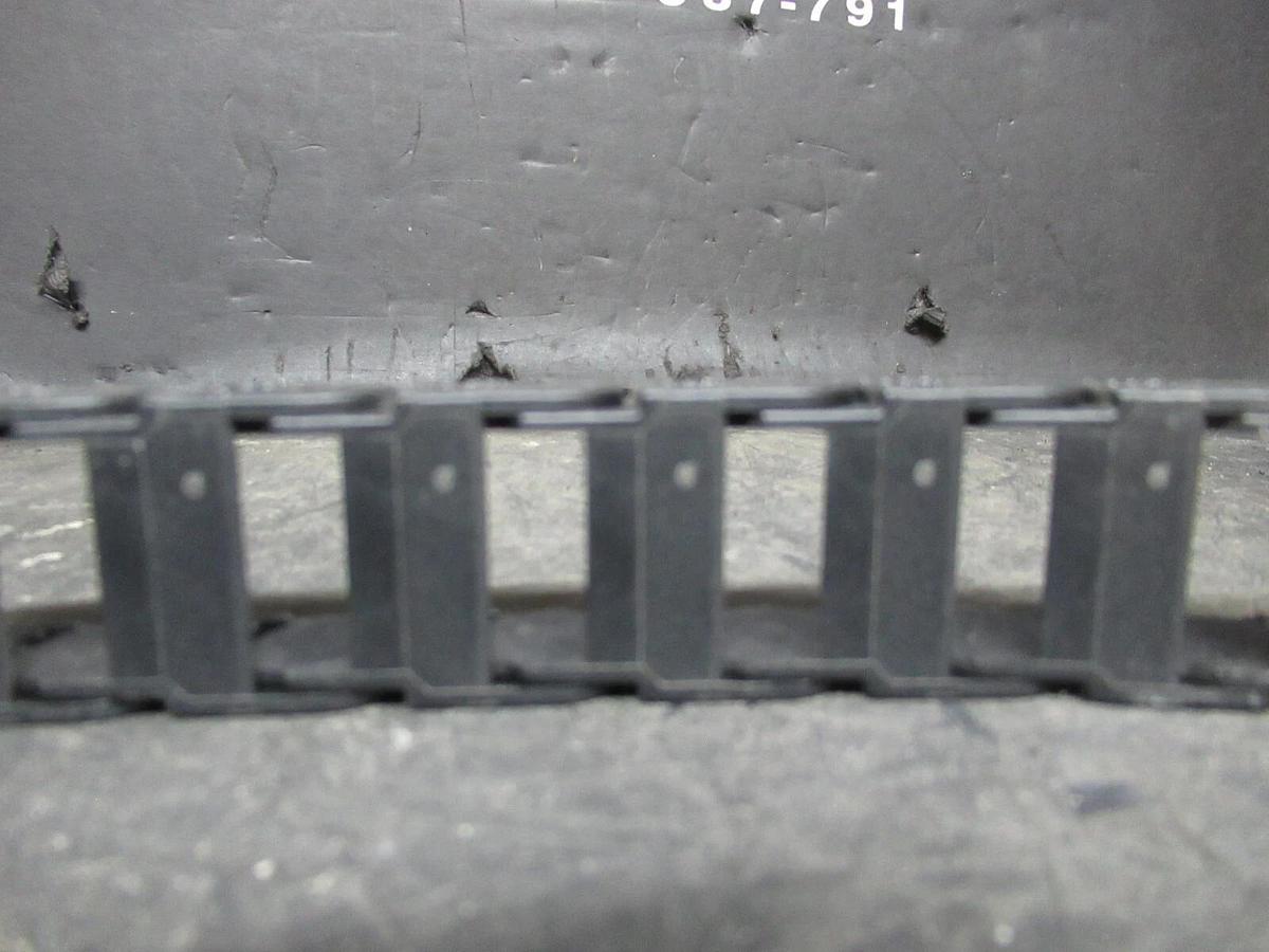 Used IGSU PLASTIC WIRE TACK 6" LENGTH X 1" WIDTH X 5/8" TALL R18 07 1.2 *WARRANTY*