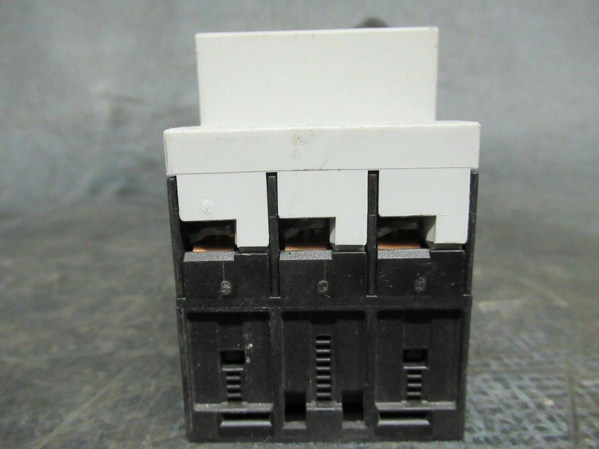 Used SIEMENS MANUAL MOTOR START 3RV1011-0AA15 600V 0.16A **WARRANTY INCLUDED**