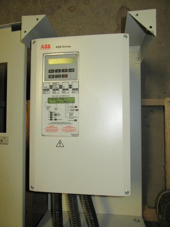 Used ABB VARIABLE SPEED DRIVE H501020400 ACH501-020-4-00P2 480V 20 HP 27 AMP