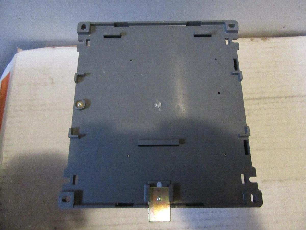 Used JOHNSON CONTROLS / METASYS DX-9100-8454 EXTENDED DIGITAL CONTROLLER 24 VAC