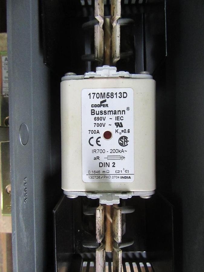 Used ABB DISCONNECT SWITCH OESA-630D6PL 630 AMP 690 VOLT 60 WATT W/ 170M5813D FUSES
