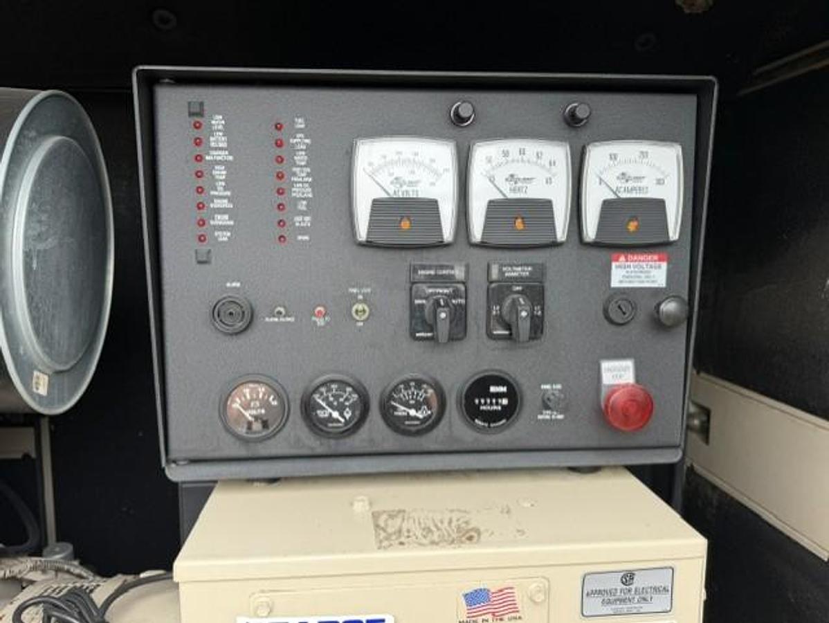 Used 60 KW DIESEL GENERATOR KATOLIGHT 120/240V RE-CONNECTABLE SOUND ENCLOSED 593 HRS
