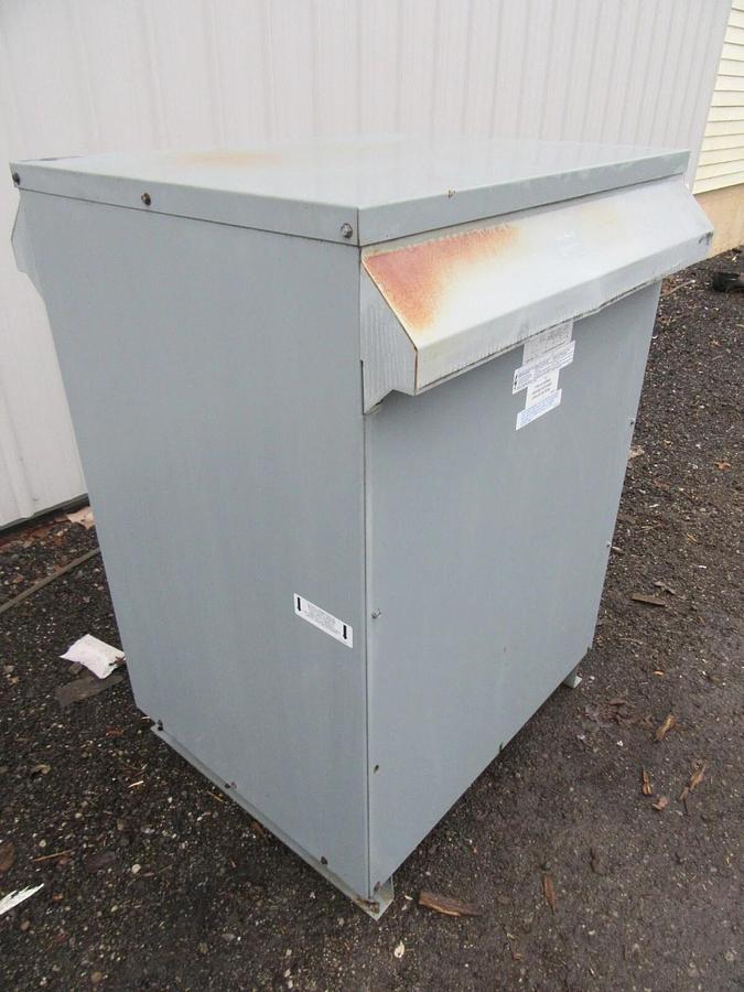 Used SQUARE D TRANSFORMER 225T3H 225 KVA PRI: 480V @ 271 A SEC: 208Y/120 @ 625 A 3R