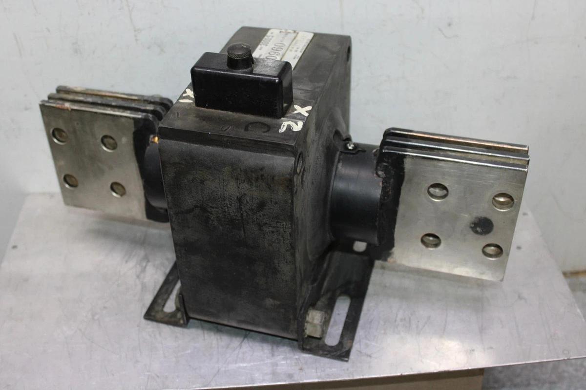 Used GENERAL ELECTRIC CURRENT TRANSFORMER JCM-2 752X20G10 3000:5 2.5 KV *WARRANTY*