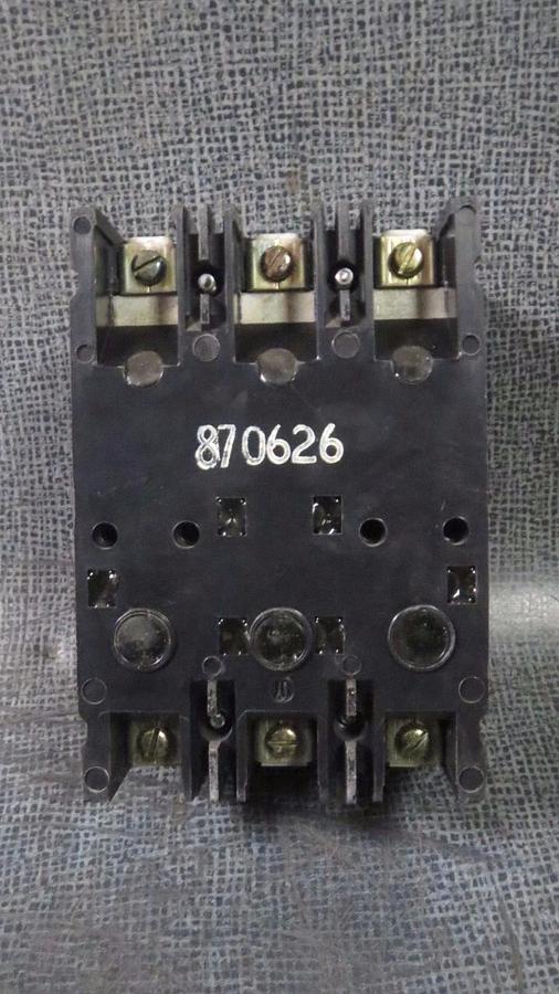 Used WESTINGHOUSE CIRCUIT BREAKER 40 AMP 480 VAC 3 POLE MODEL: EHB3040L *WARRANTY*