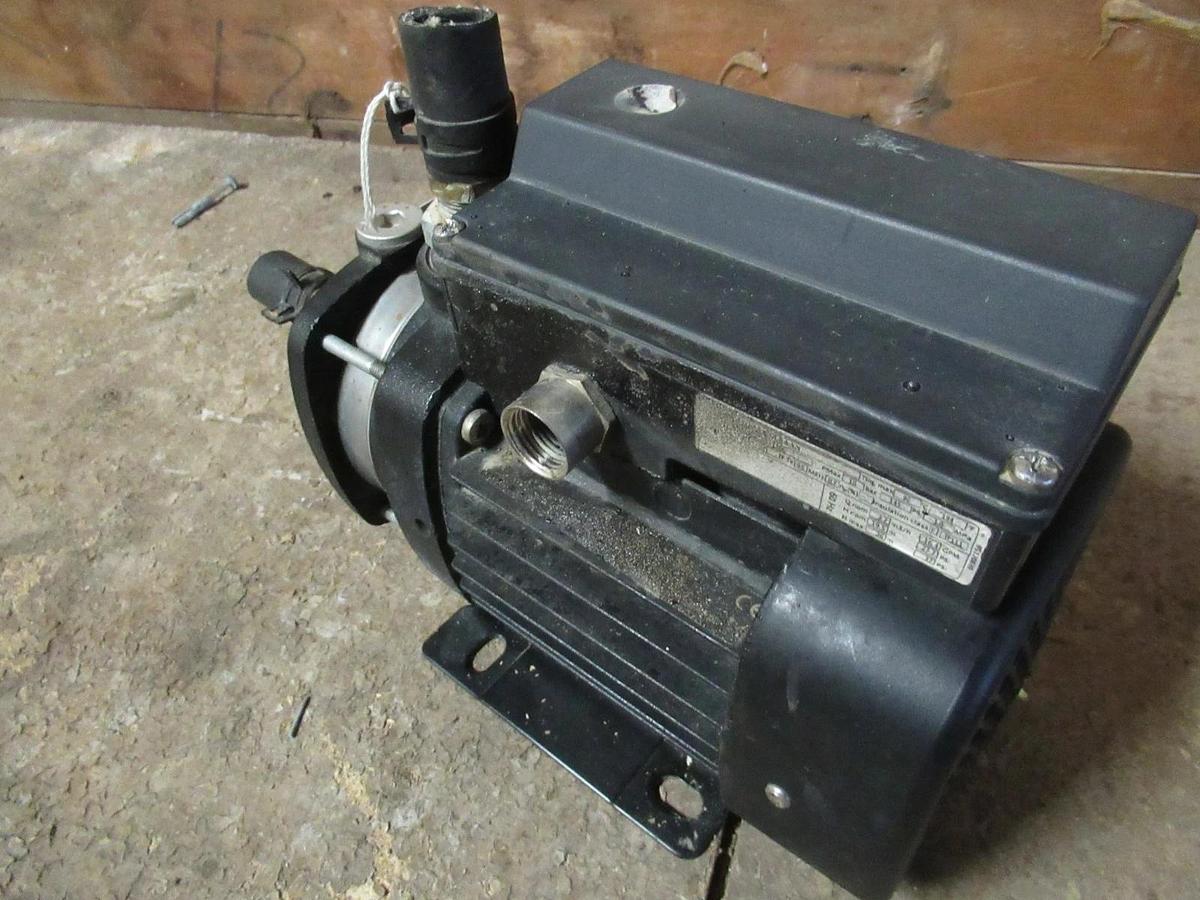 Used GRUNDFOS CENTRIFUGAL PUMP ML7BA1*115 115/230V 7.6/3.9A 0.8HP 2 POLE 60HZ 0.6KW