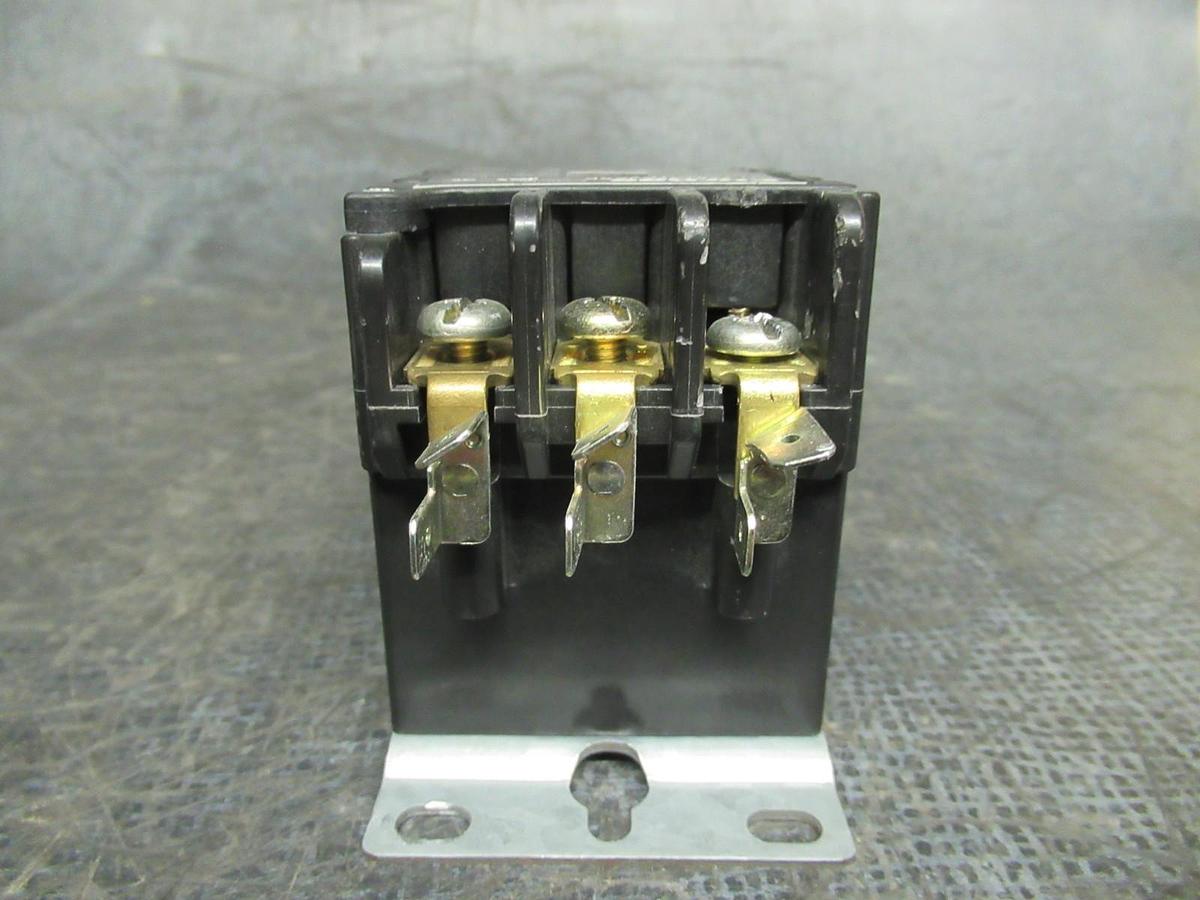 Used FURNAS DEFINITE PURPOSE CONTACTOR 42AF35AJASP 15 AMP 600V 124501P1