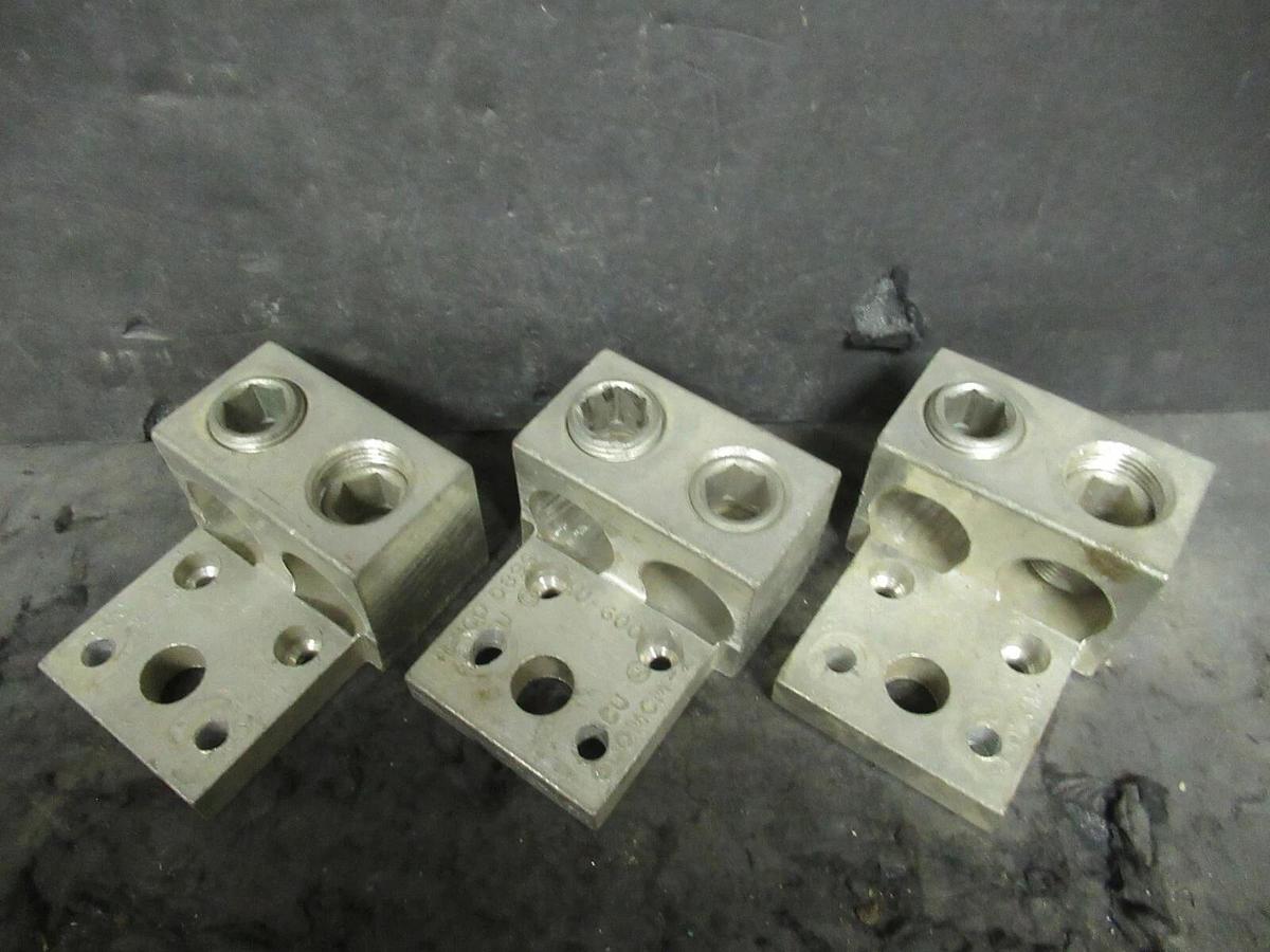 Used (3 QTY) ILSCO D899 2 DOUBLE BARREL MECHANICAL CONNECTOR LUG TAPS 600MCM - #2