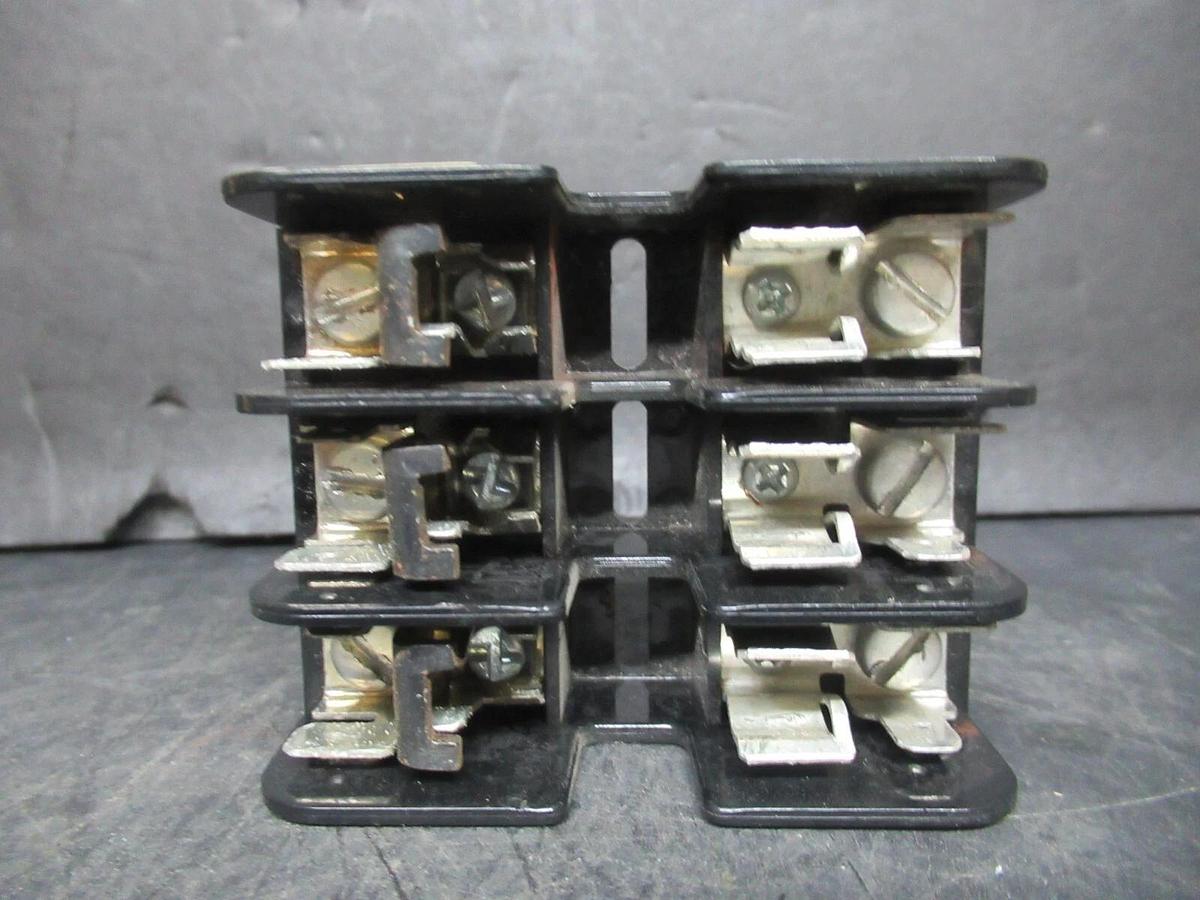 Used GOULD SHAWMUT THREE POLE FUSE BLOCK 30313R 600 VOLT 30 AMP CLASS CC **WARRANTY**