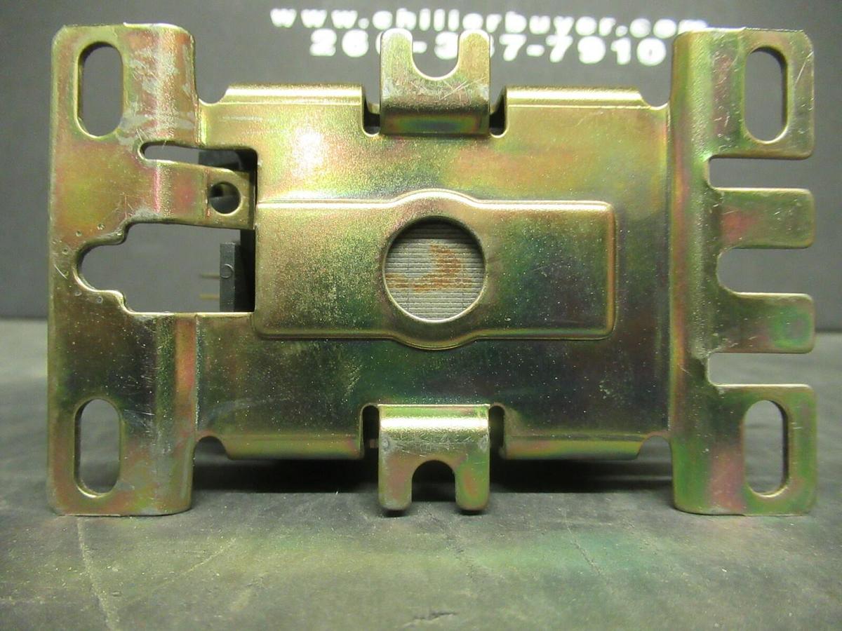 Used (LOT OF 3) EATON CONTACTOR C25DND330 SER. C1  30 AMP 600 VAC 15 HP 40 AMP/RES