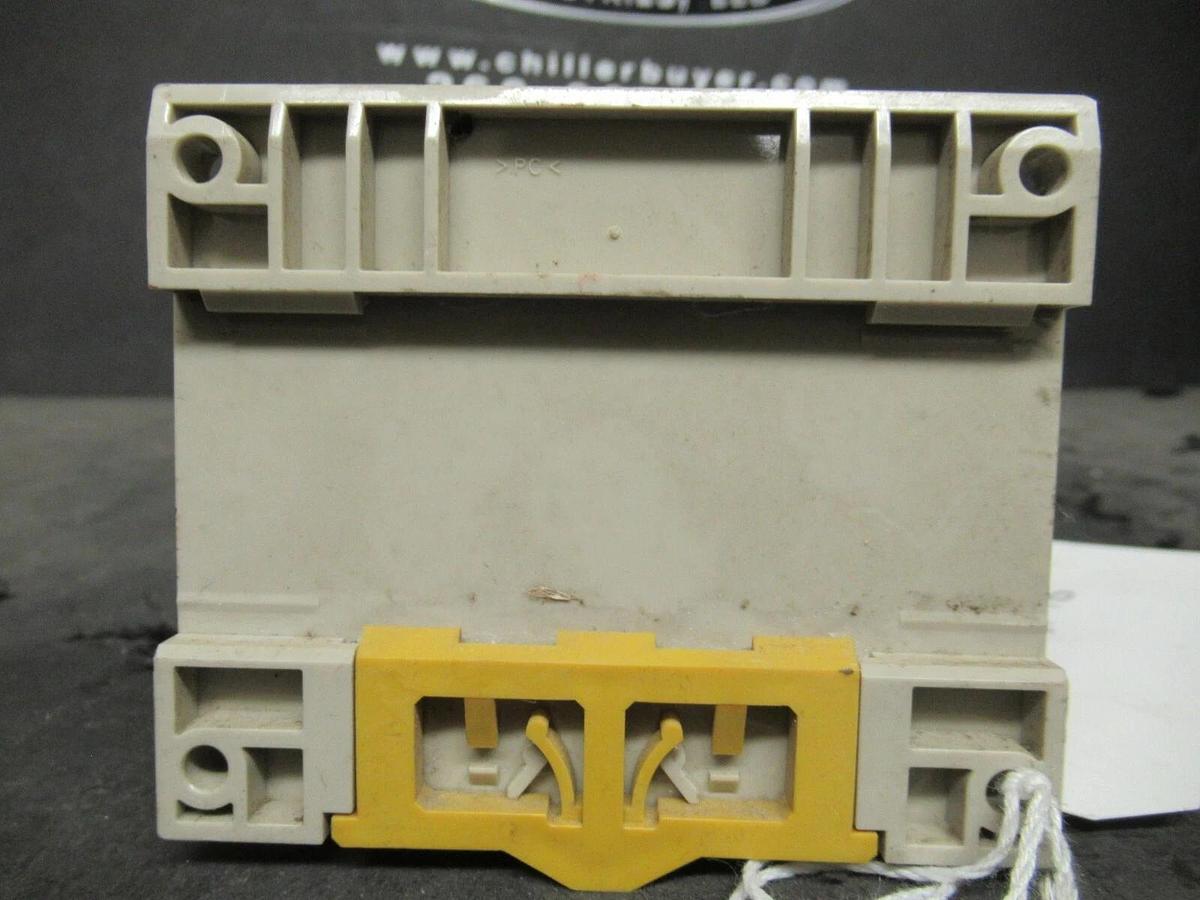 Used OMRON POWER SUPPLY MODULE S82K-03024 100-240 V 0.9 A // 24 VDC 1.3 A DIN RAIL