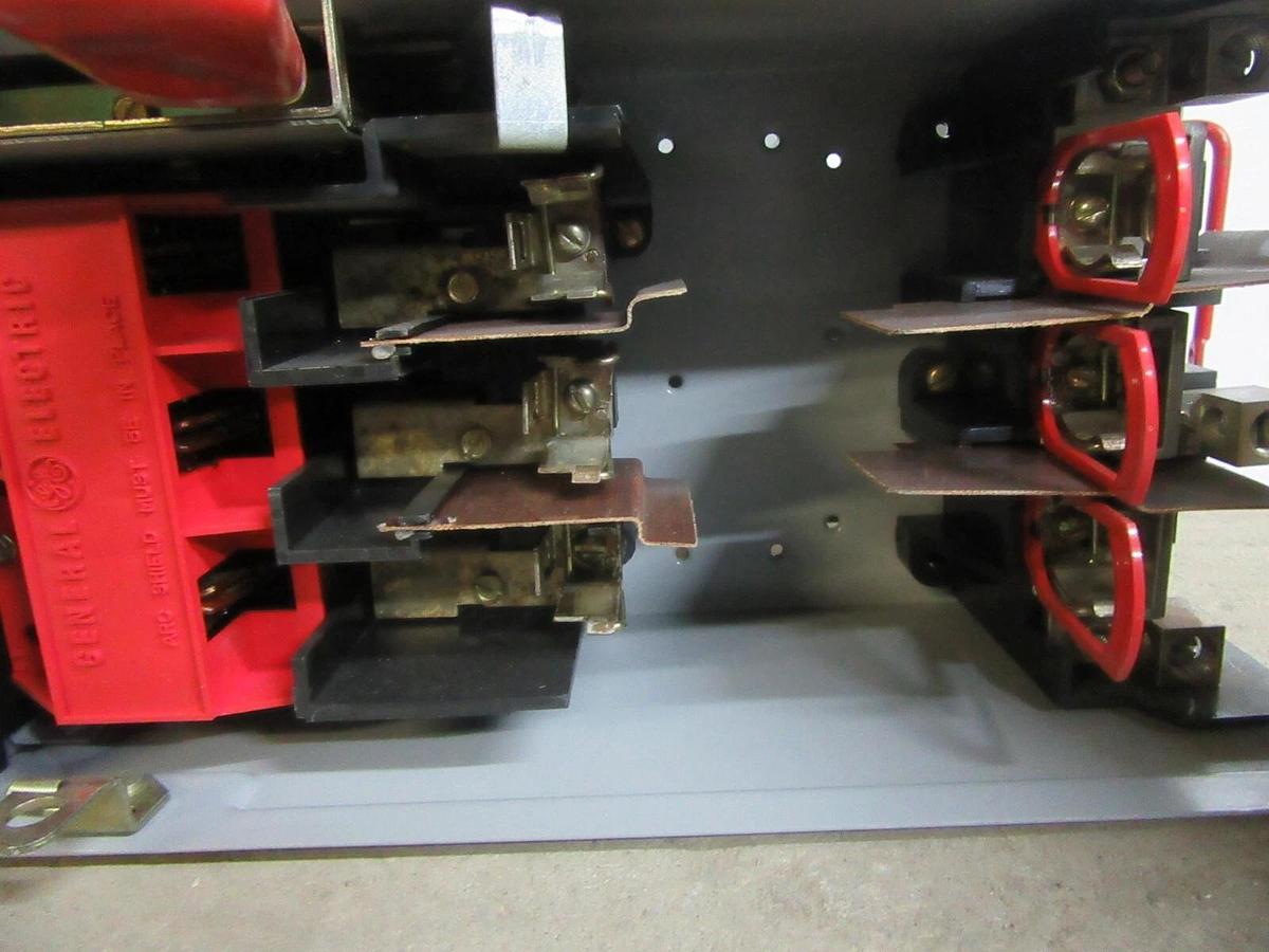 Used GE DUAL SPECTRA FUSIBLE PANEL SWITCH ADS36060HD 60 AMP 600 VOLT 50 HP