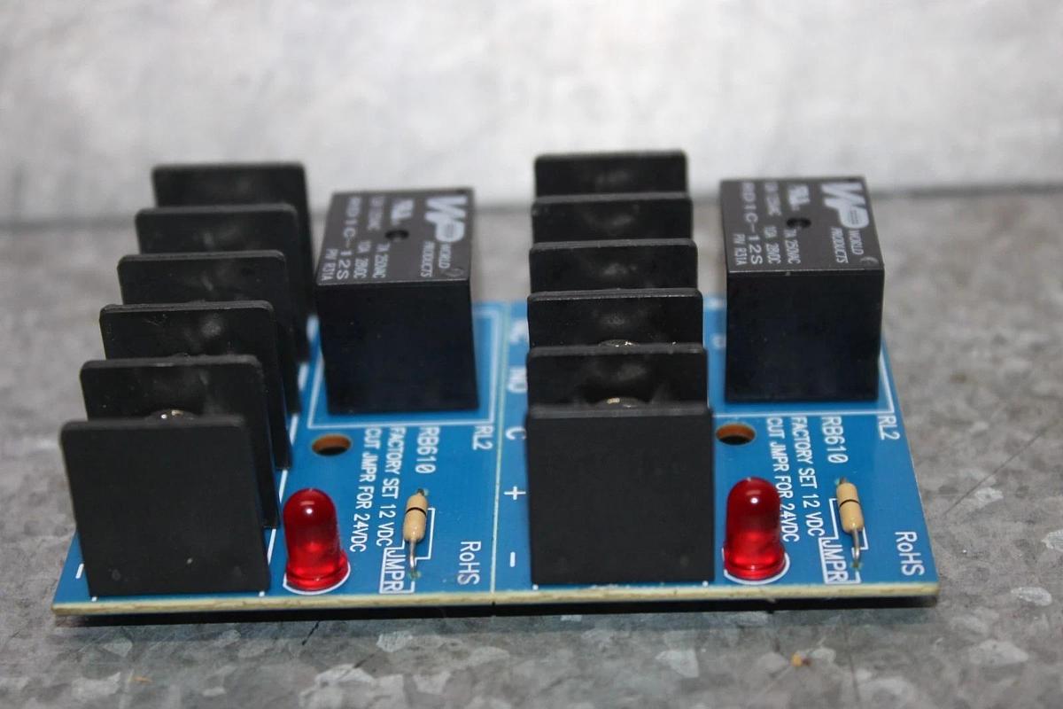 Used ALTRONIX BREAKAWAY RELAY CIRCUIT BOARD RBC610 REV. B07Y11 12/24 VDC