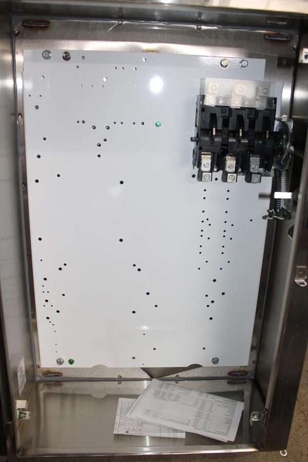 NEW ALLEN BRADLEY STAINLESS STEEL 4X ENCLOSURE 1494G-DC3N 100 AMP DISCONNECT