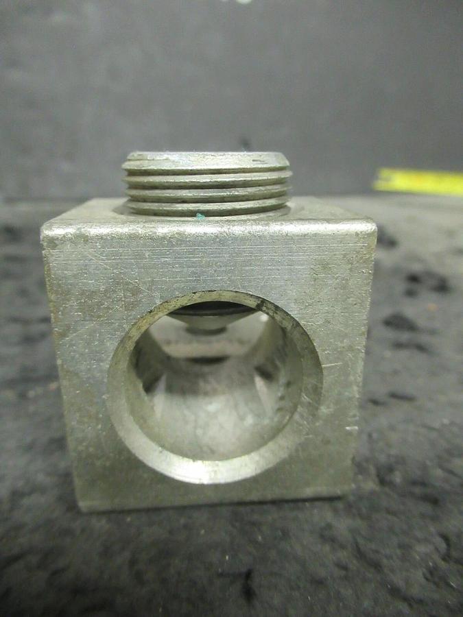 Used (3) QTY BURNDY KA34U 1 (SINGLE) BARREL MECHANICAL CONNECTOR LUG TAP 500 MCM - 4