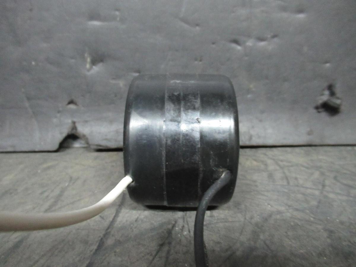 Used INSTRUMENT CURRENT TRANSFORMER 2DARL-101 RATIO: 100:5 A RF: 2 50-400 HZ 600 V