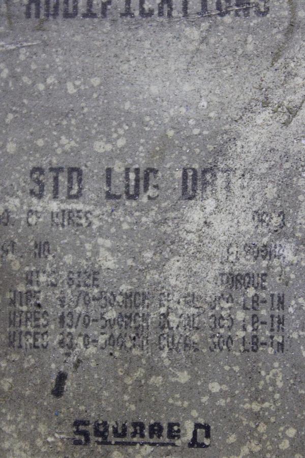 Used SQUARE D I-LINE CIRCUIT BREAKER IL34300 300 AMP 480 VAC 3-POLE