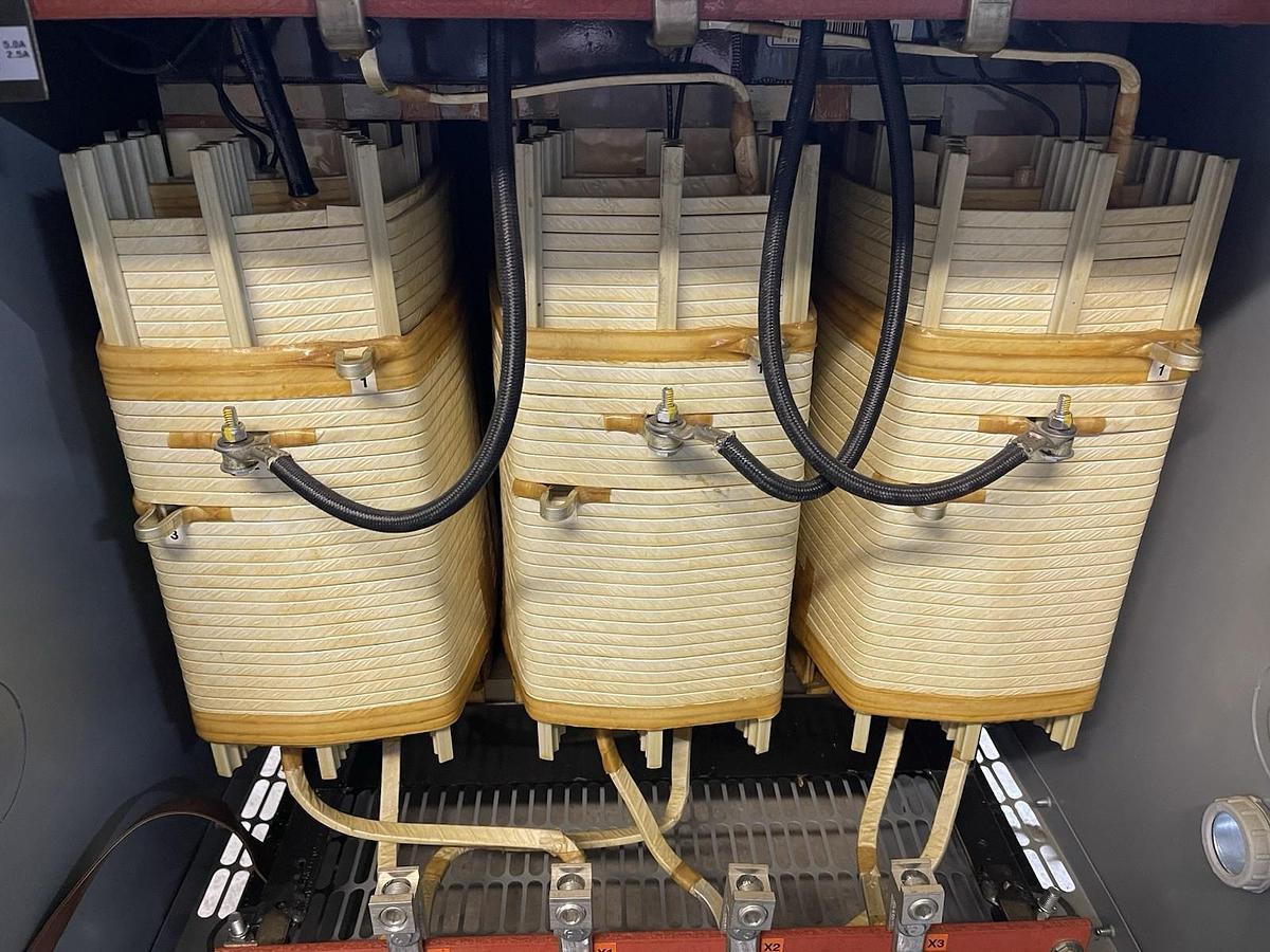 Used 118 KVA HAMMOND TRANSFORMER DM118KK NEMA 3R 480V HIGH 480Y/277V LOW 3-PHASE