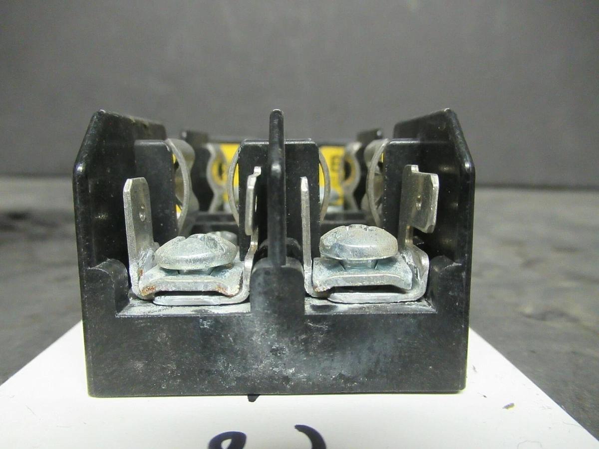 Used LOT OF 2 BUSSMAN FUSE HOLDER BM6032 FOR 30 AMP 600 V FUSES **WARRANTY**