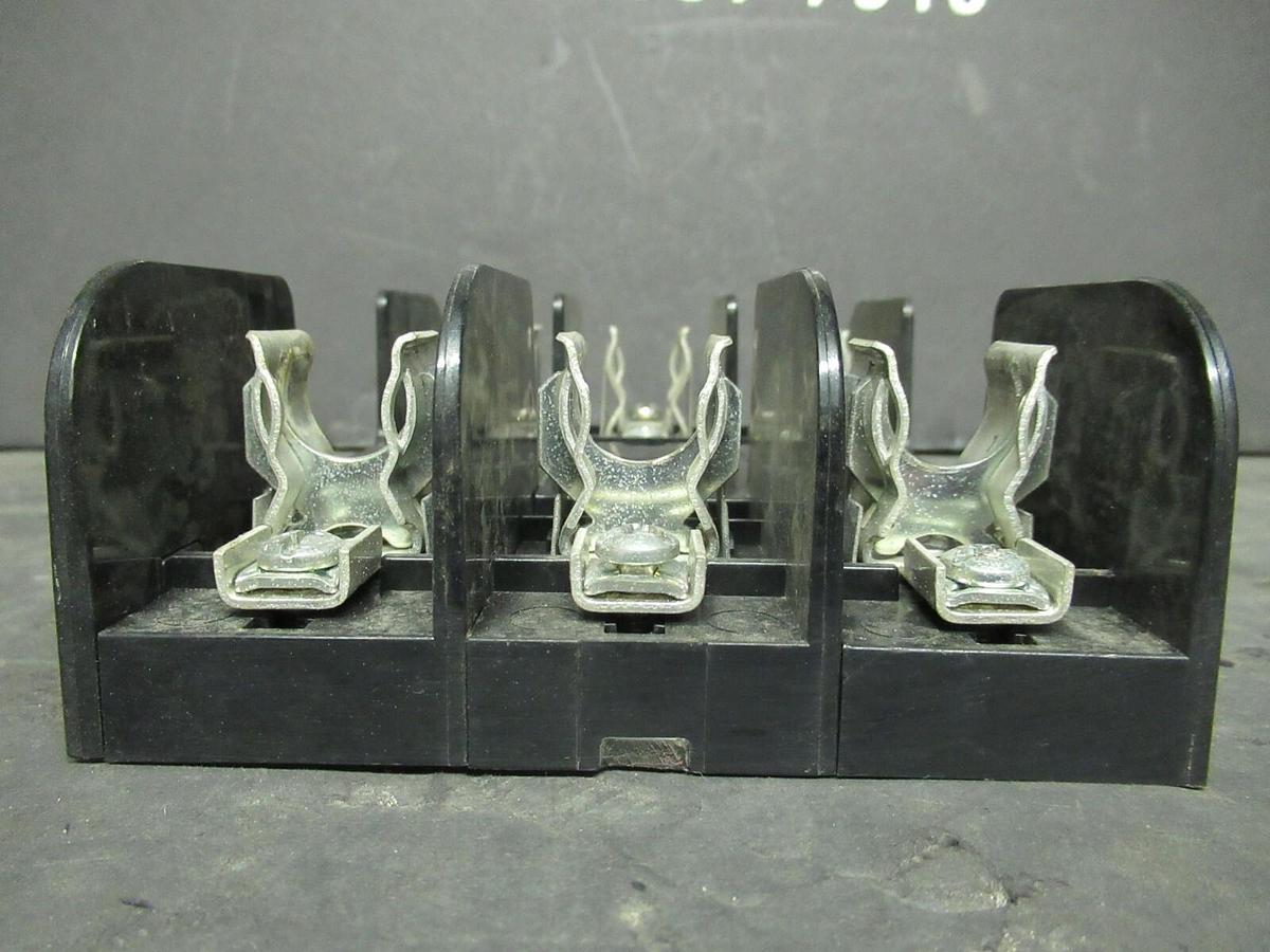 Used GOULD SHAWMUT FUSE HOLDER 60328R FOR 30 AMP 600 V FUSES