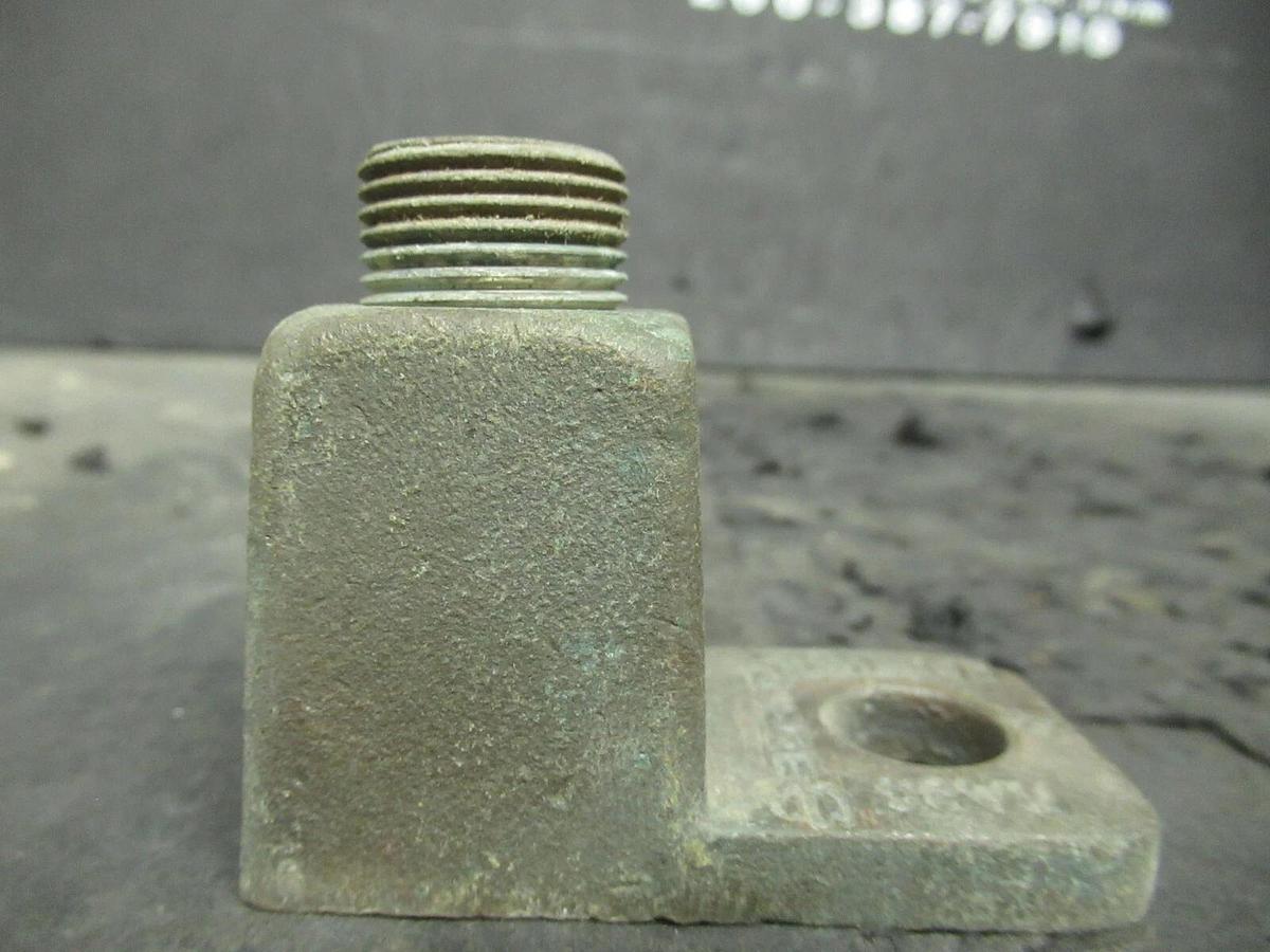 Used (3 QTY) BURNDY SINGLE BARREL CONNECTOR TERMINAL LUG SET 4/0 - 500 MCM KA34