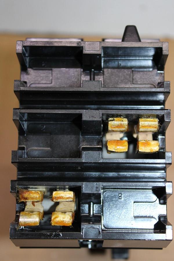 Used SCHNEIDER POWERPACT I-LINE BREAKER QGA222001 200 AMP 240 VAC 2-POLE