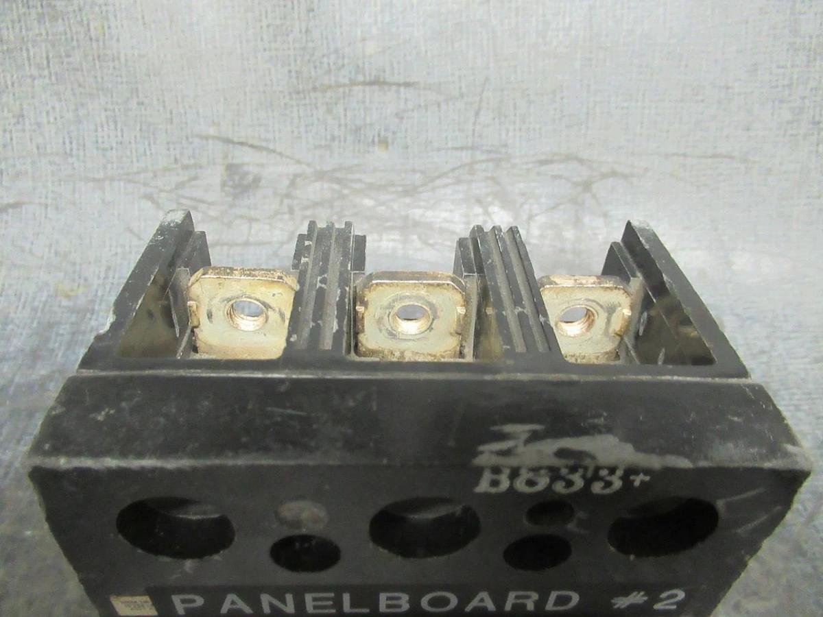 Used 225 AMP GENERAL ELECTRIC TQD32225 240 VAC 3 POLE CIRCUIT BREAKER GE 3 PHASE