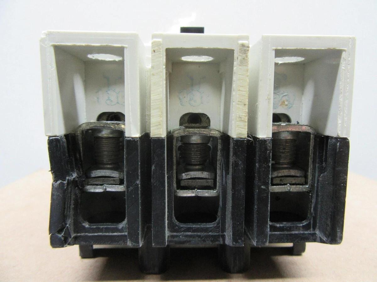 Used CUTLER HAMMER CIRUIT BREAKER GI 125 125 AMP 3-POLE 480/277 VAC **WARRANTY**
