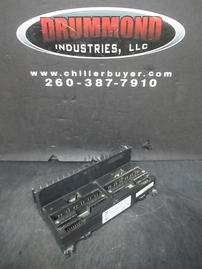 Used GE FANUC I/O BASE BARRIER TERMINAL MODULE IC670CHS001E **WARRANTY INCLUDED**