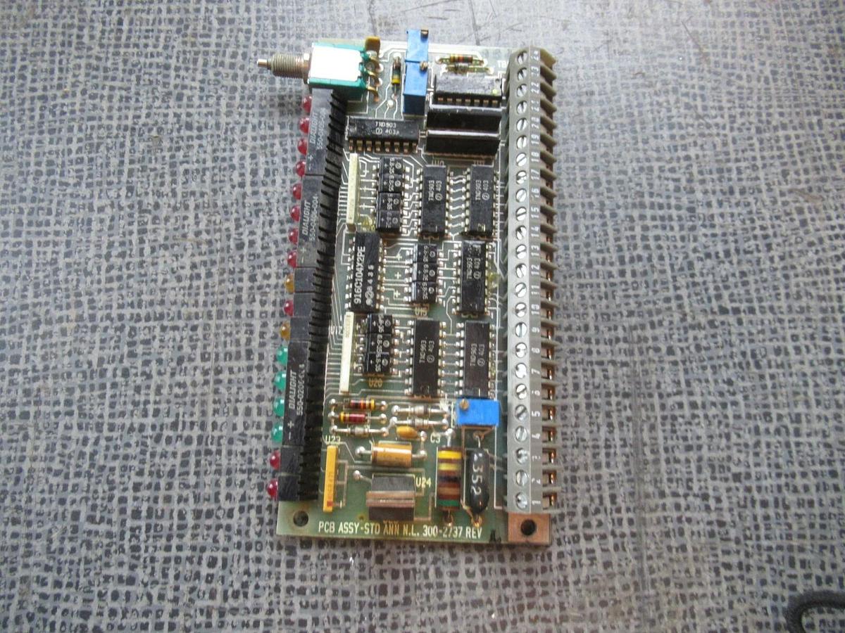 Used ONAN CIRCUIT BOARD 332-2644 REV B / 300-2/37 REV A **WARRANTY INCLUDED**